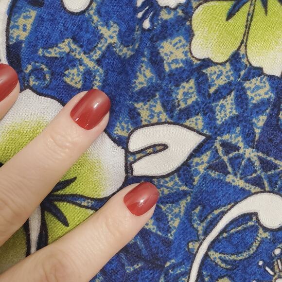 Liquid Hawaiian | Tropical Floral Print Button Up Short Sleeve Shirt - Picture 7 of 8